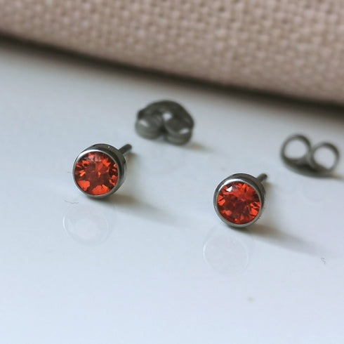 Light Siam Red Crystal Titanium Stud Earrings, 4mm